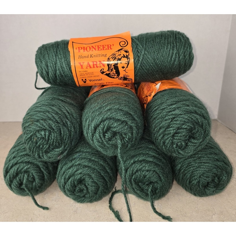 Vintage Pioneer Hand Knitting Yarn Forest Green 100% Acrylic 4oz No Dye Lot of 8